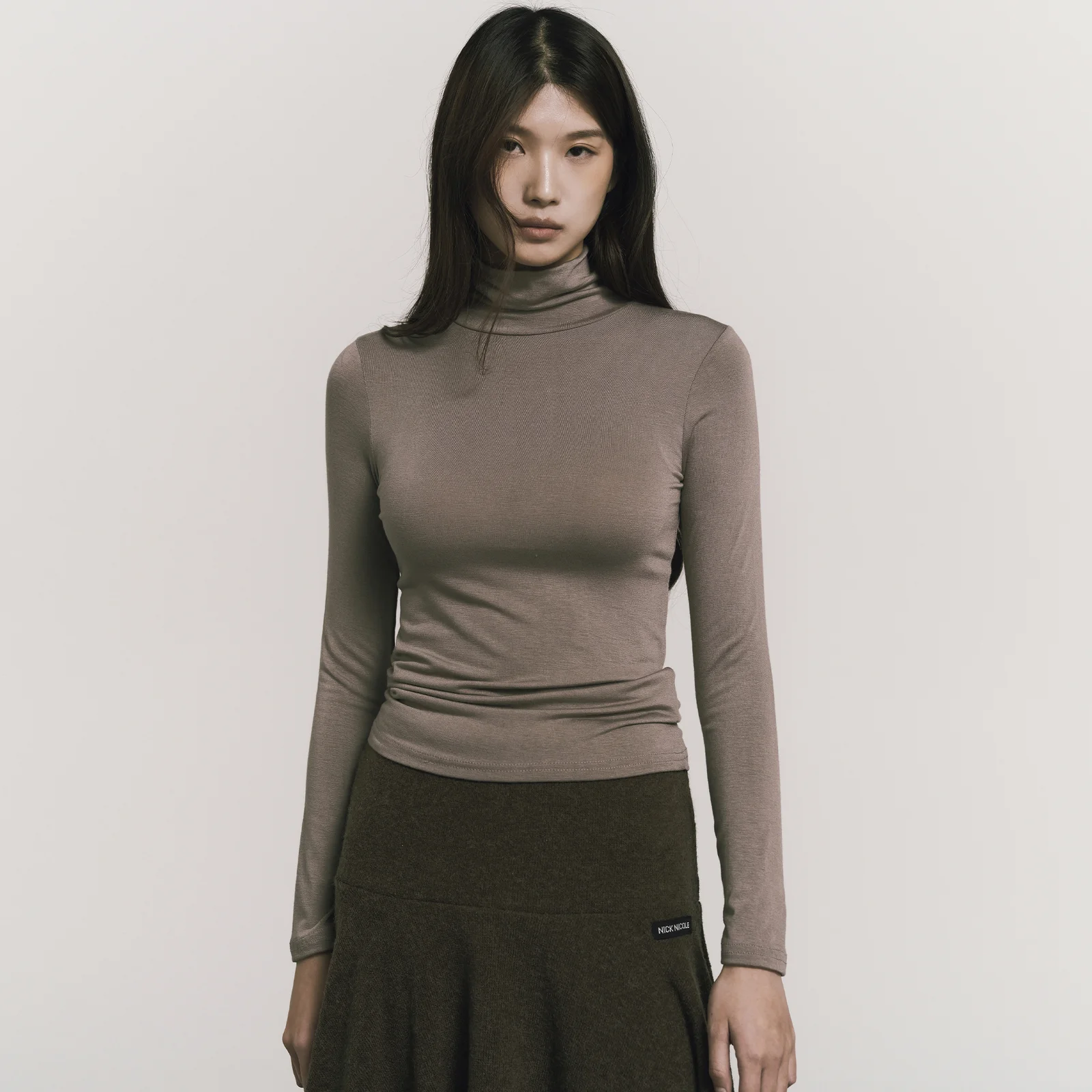 SLIM TURTLENECK TOP_COCOA