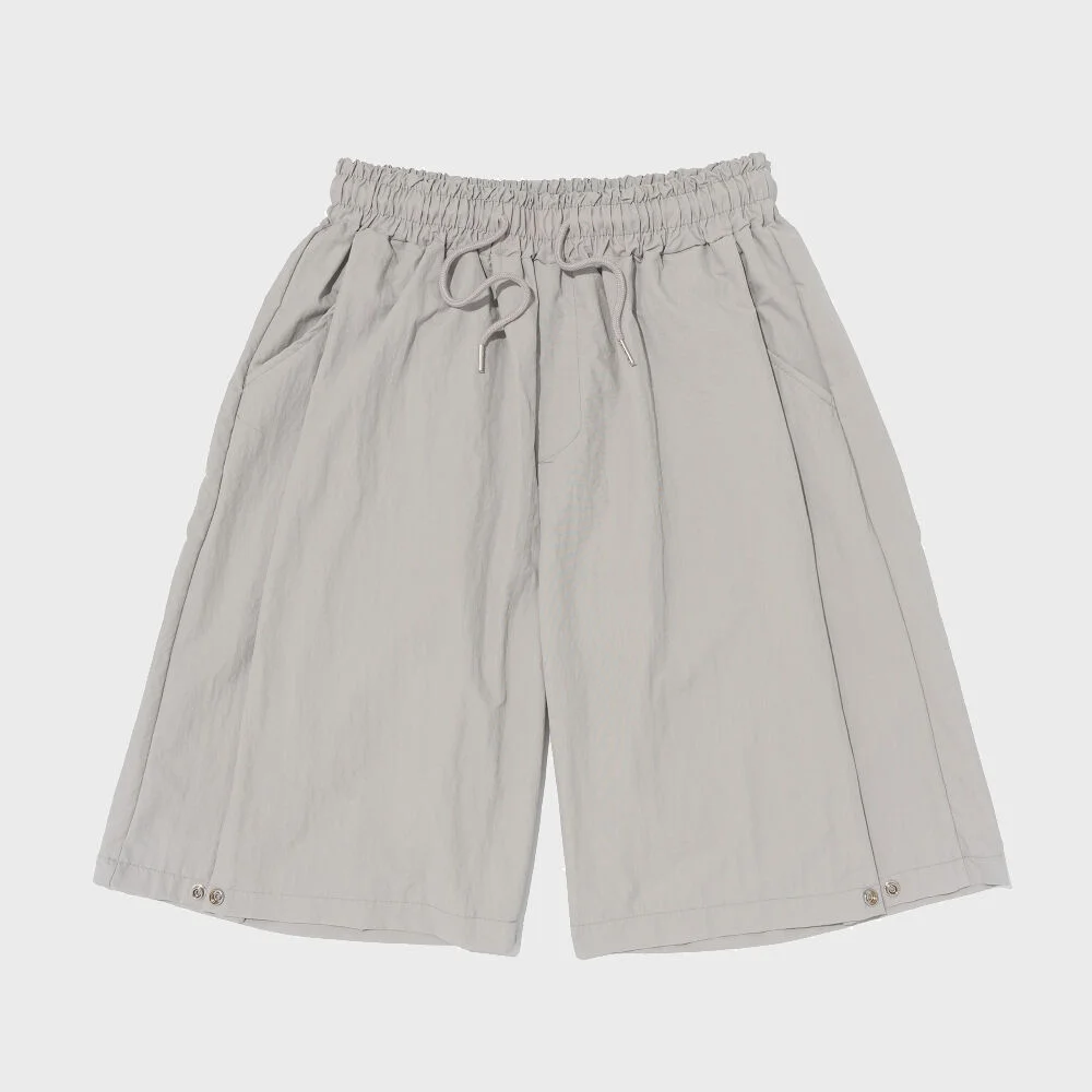 NYLON PINTUCK BERMUDA PANTS (GRAY)