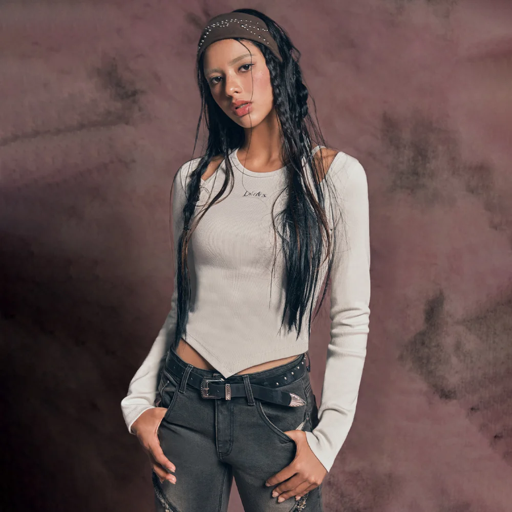 SHOULDER SLIT HALTERNECK T-SHIRT CREAM BQ4CL008