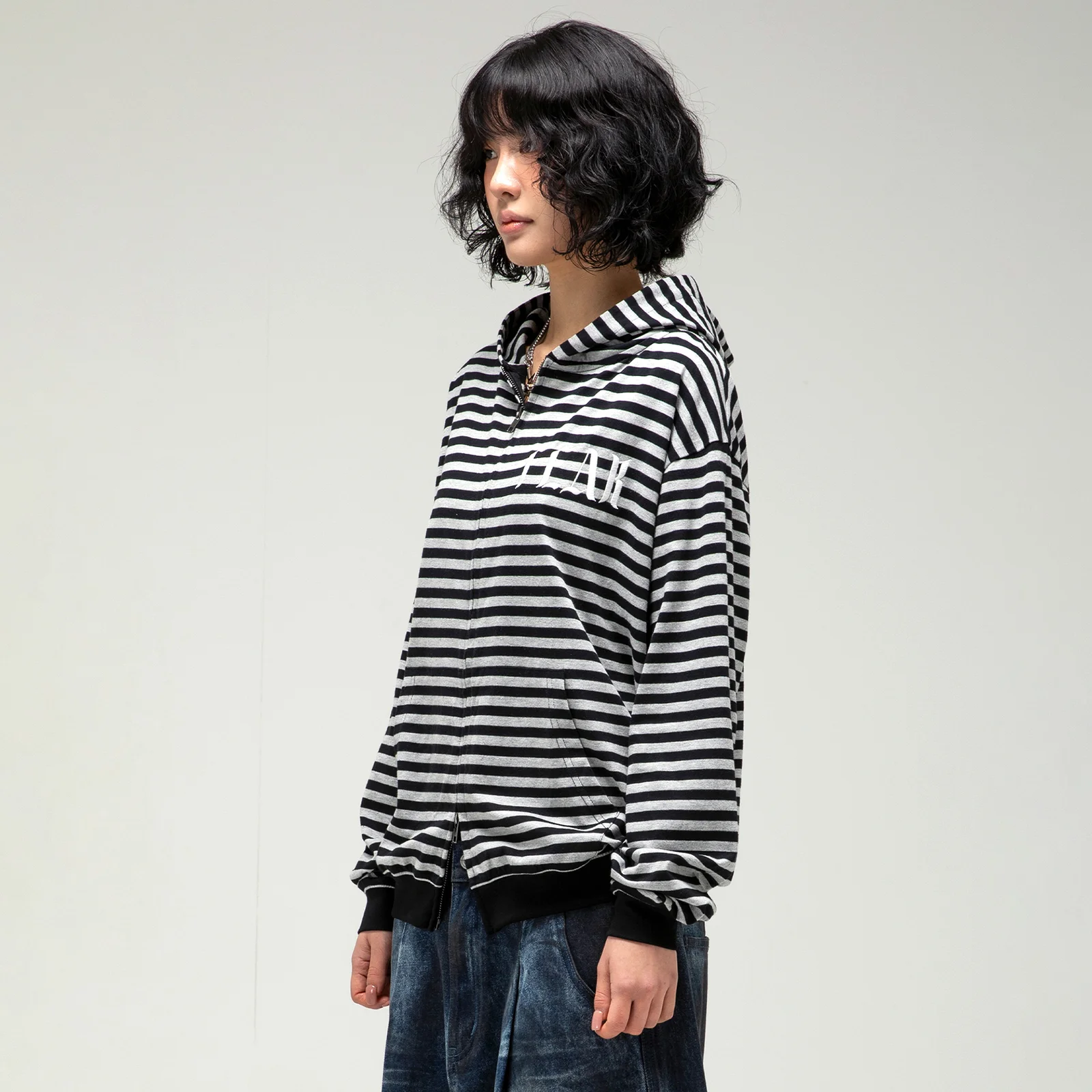 GHD034 Pier 條紋 拉鏈 連帽衫 (BLACK)