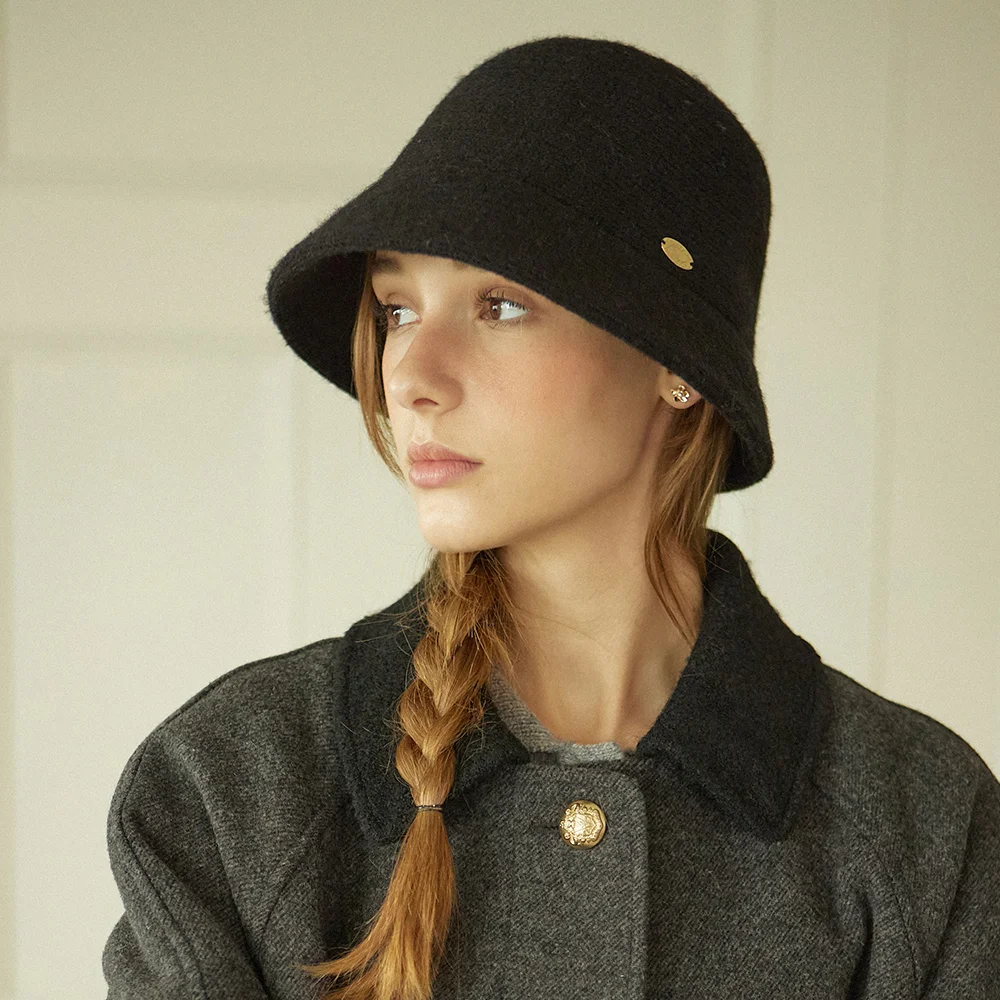 Classic Knit Bucket Hat - Black