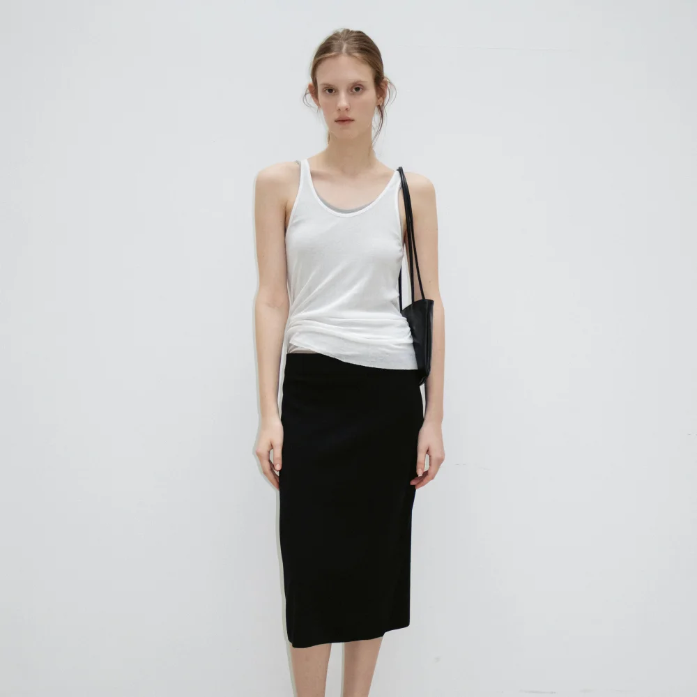 Clean Ribbed Knit Skirt (Black)