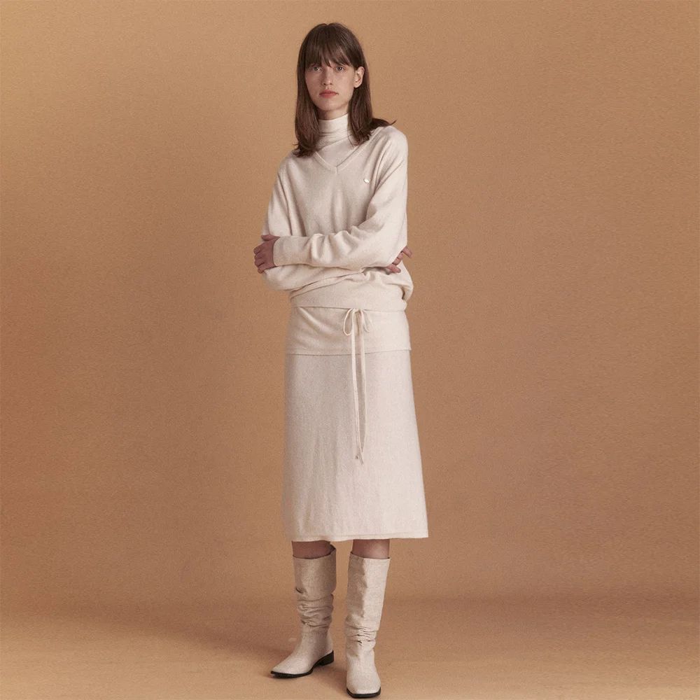 Latty V-neck Knit (Ivory)