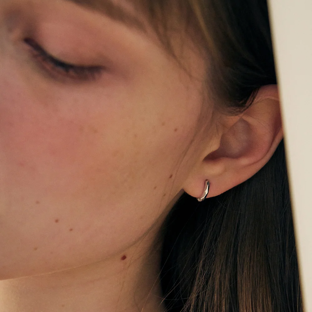 Twisted Hoop One Touch Earrings