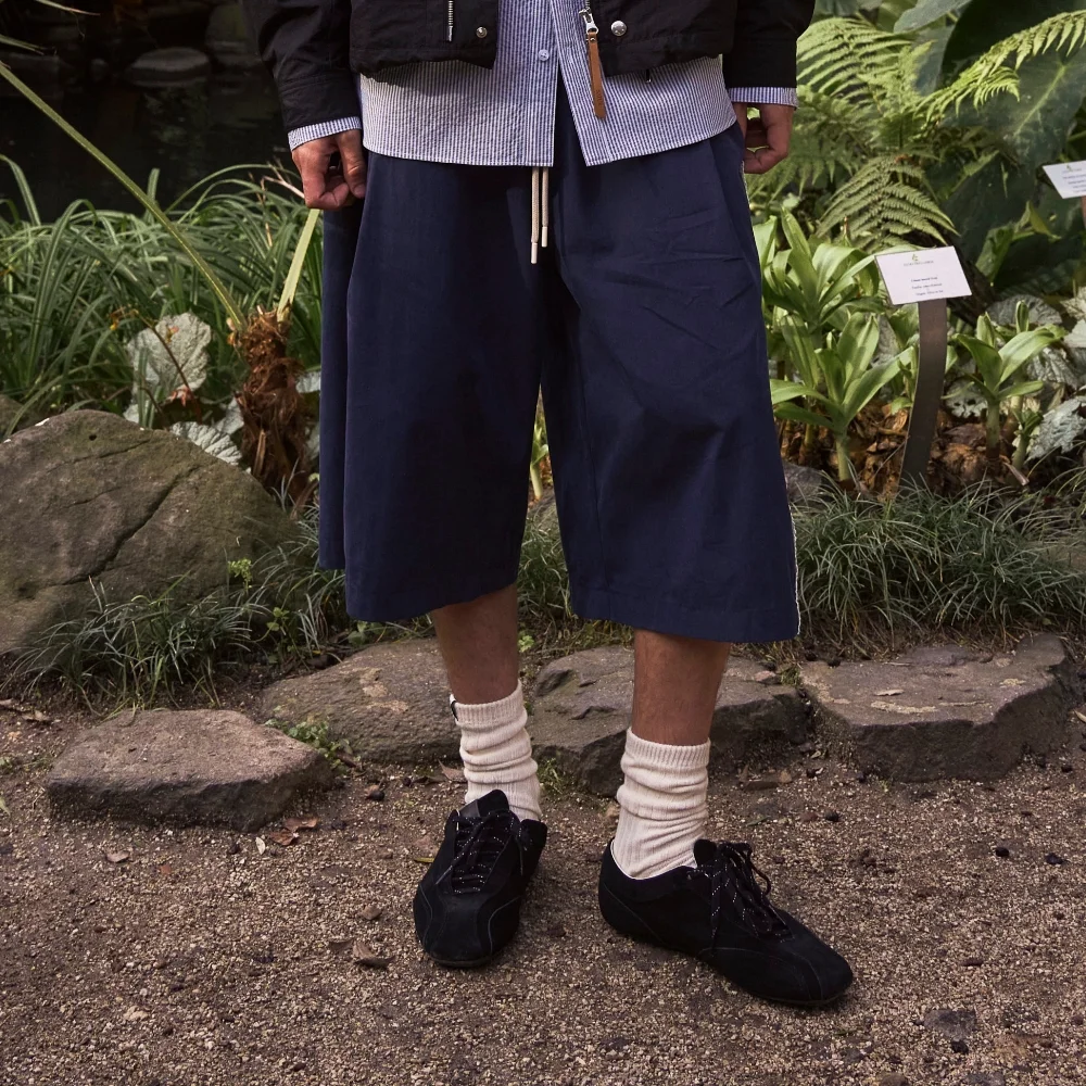 側邊 褶 弧形 百慕達 褲子 海軍藍