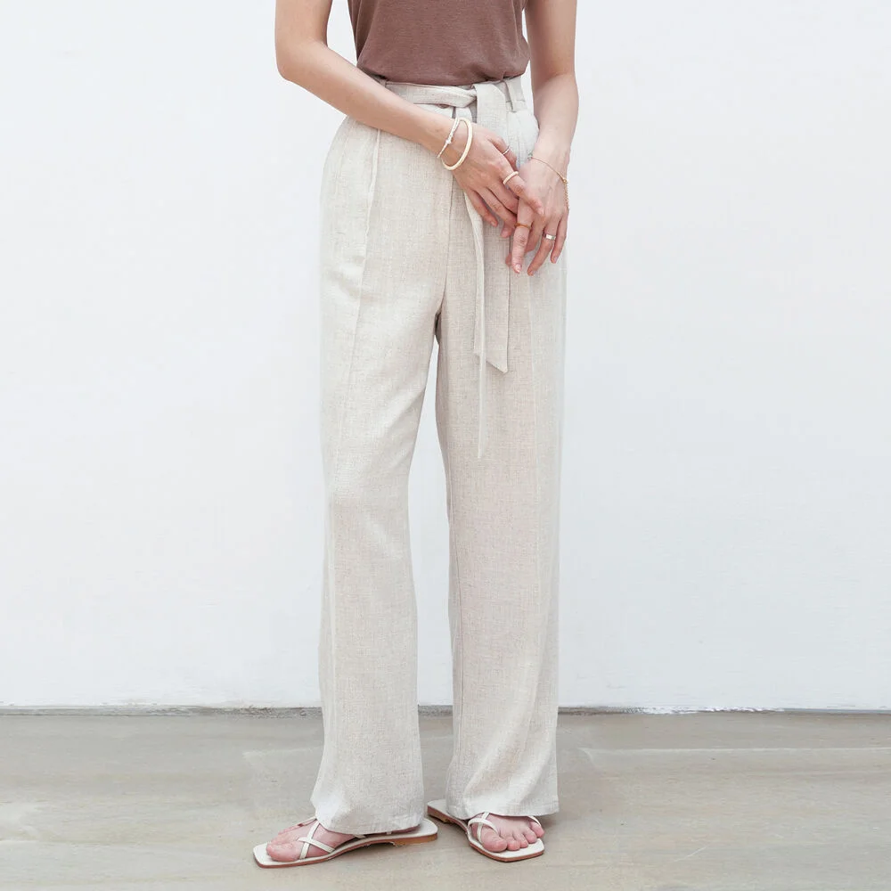 SLIT POINT STRAP SLACKS_BEIGE