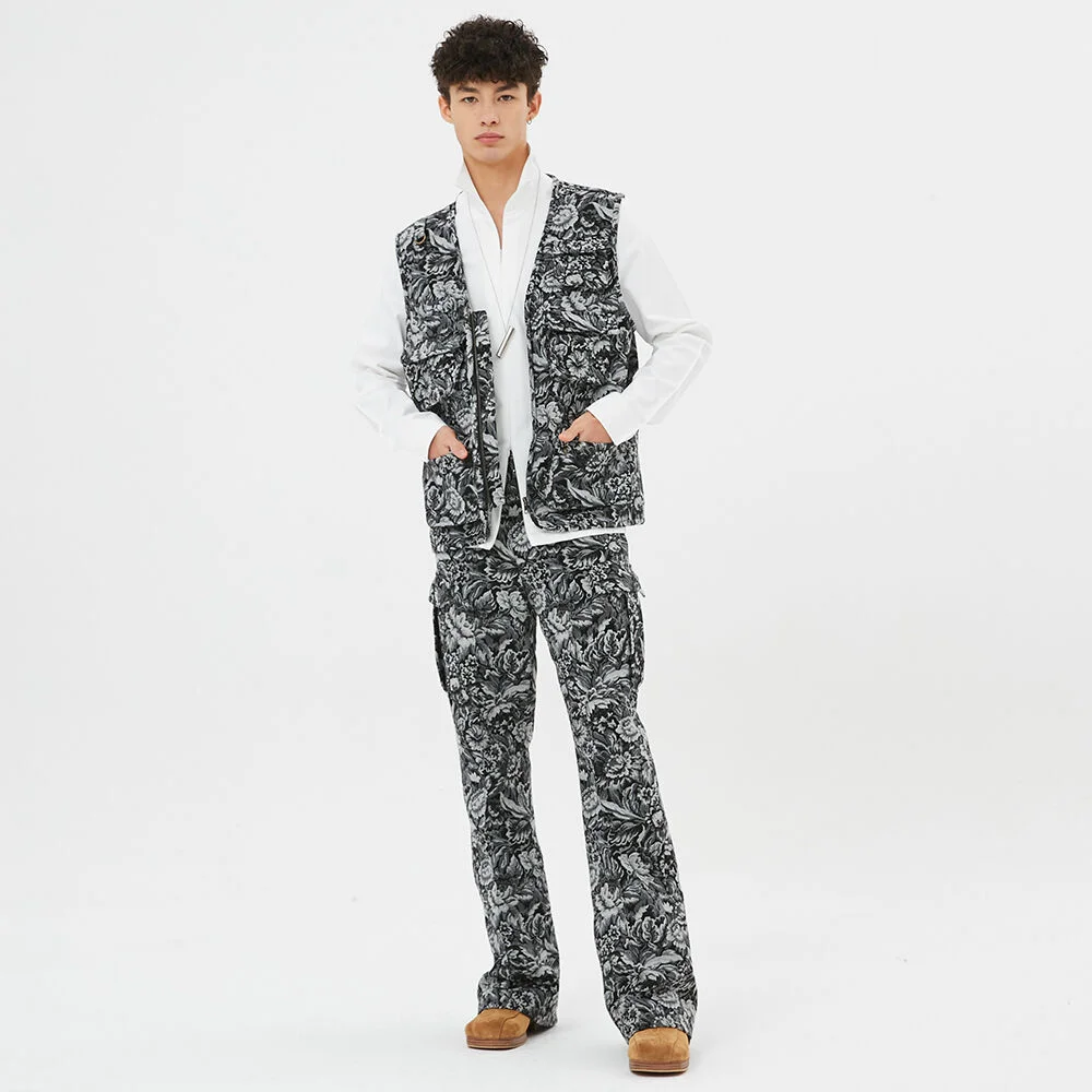 For men, Elie 2-Way Zip Cargo Pants / Black Flower