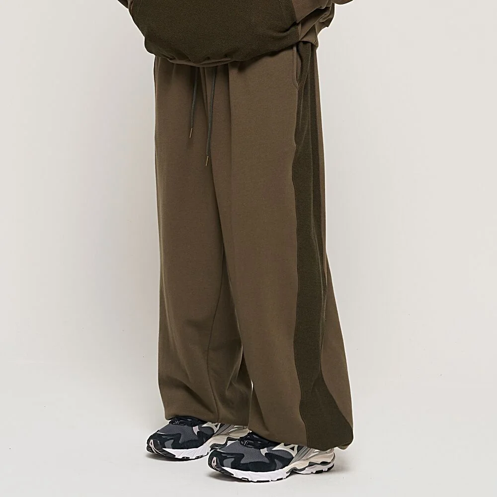 Y2K STYLE BASIC OVERSIZED SWEAT PANTS (KHAKI)