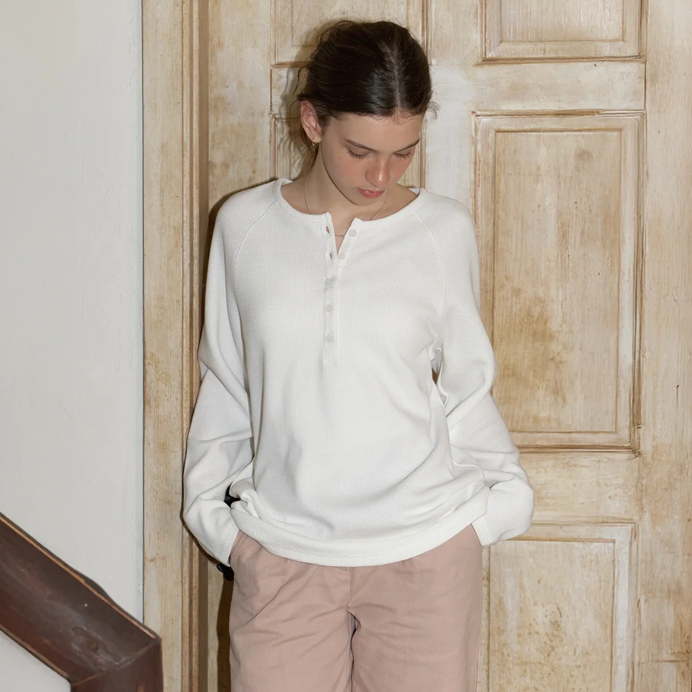 Ebb button overfit t-shirt (ivory)