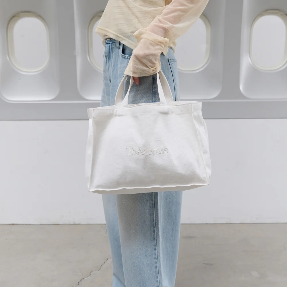 To-Avenue Canvas Tote Bag (Ivory)