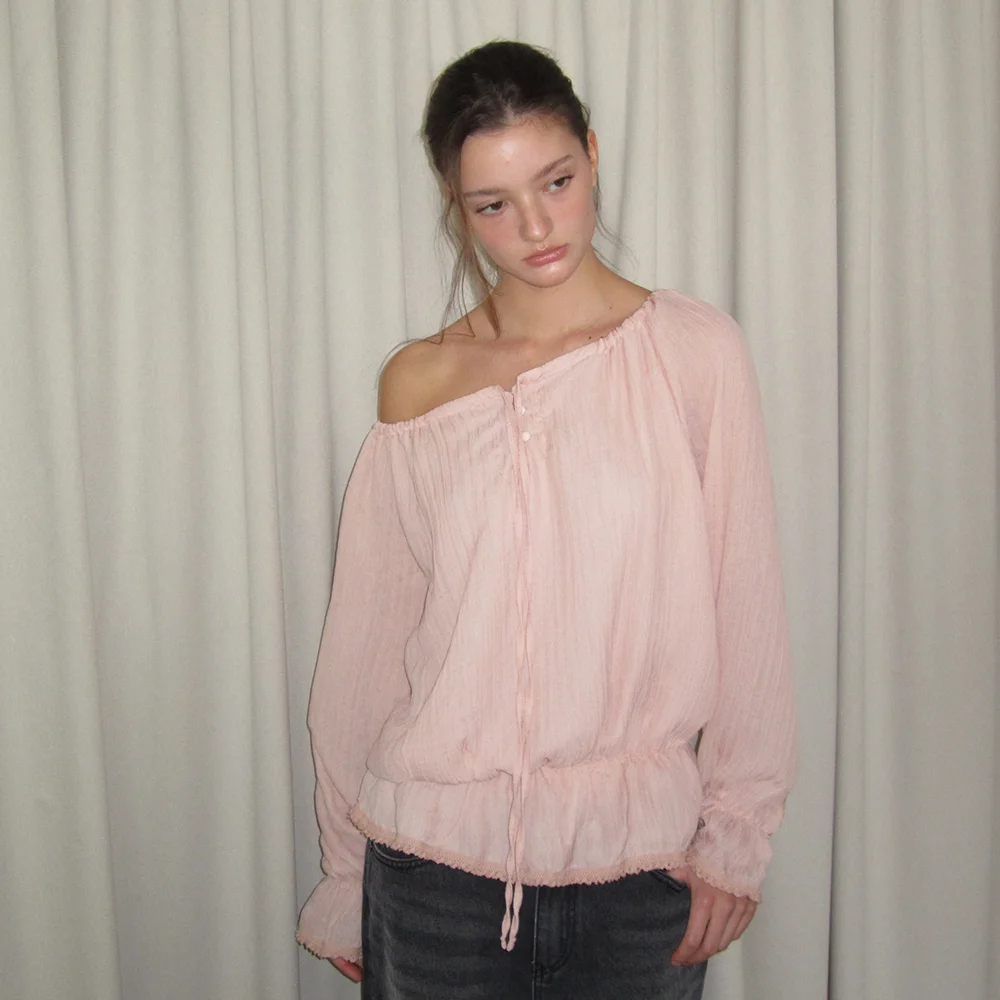 OFF-SHOULDER SHIRRING BLOUSE (PINK)