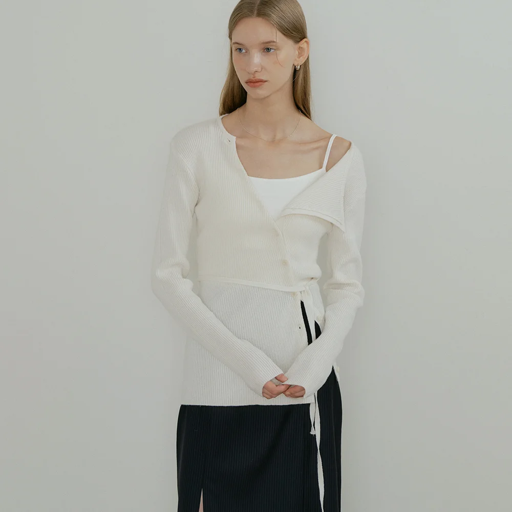 comos 1519 diagonal button point slim cardigan (ivory)
