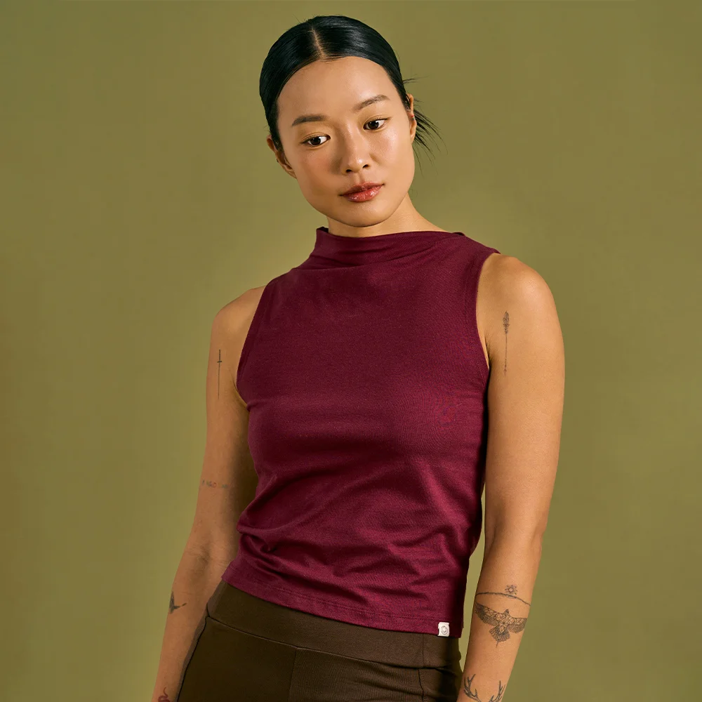 Mitali unbalance highneck top (Sangria red)