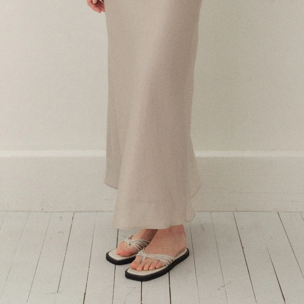 Tie flip flops Ivory