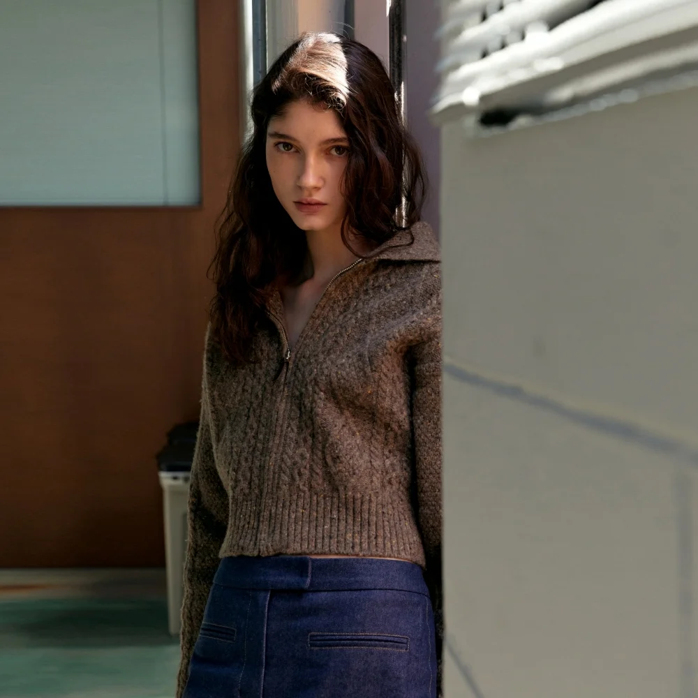 CABLE ZIP UP WOOL KNIT CARDIGAN COCOA