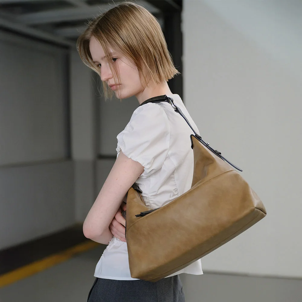 Orin Shoulder in Camel UB6SB109-92