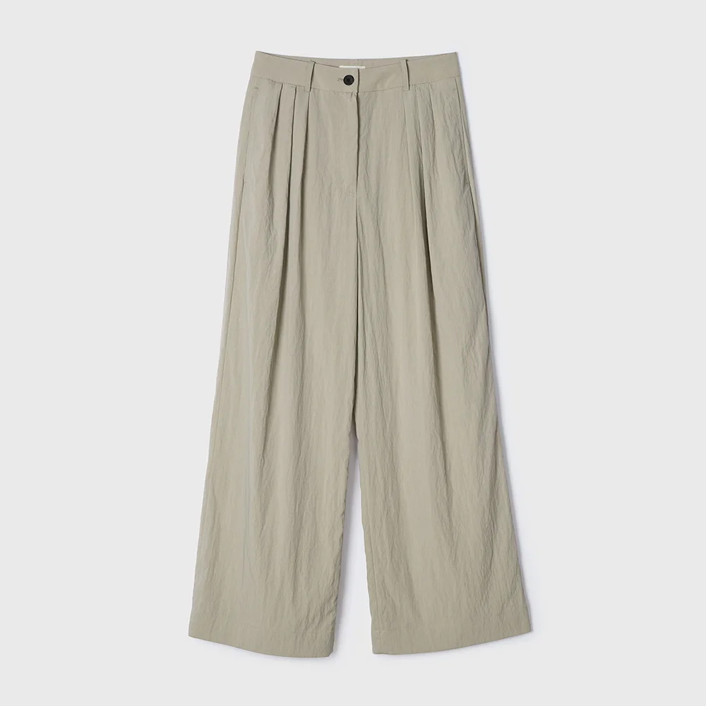 Crisp Pintuck Slacks (Beige)