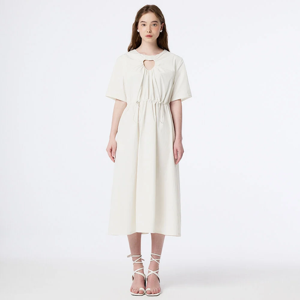 CUT OUT HEART SHIRRING DRESS (CREAM)