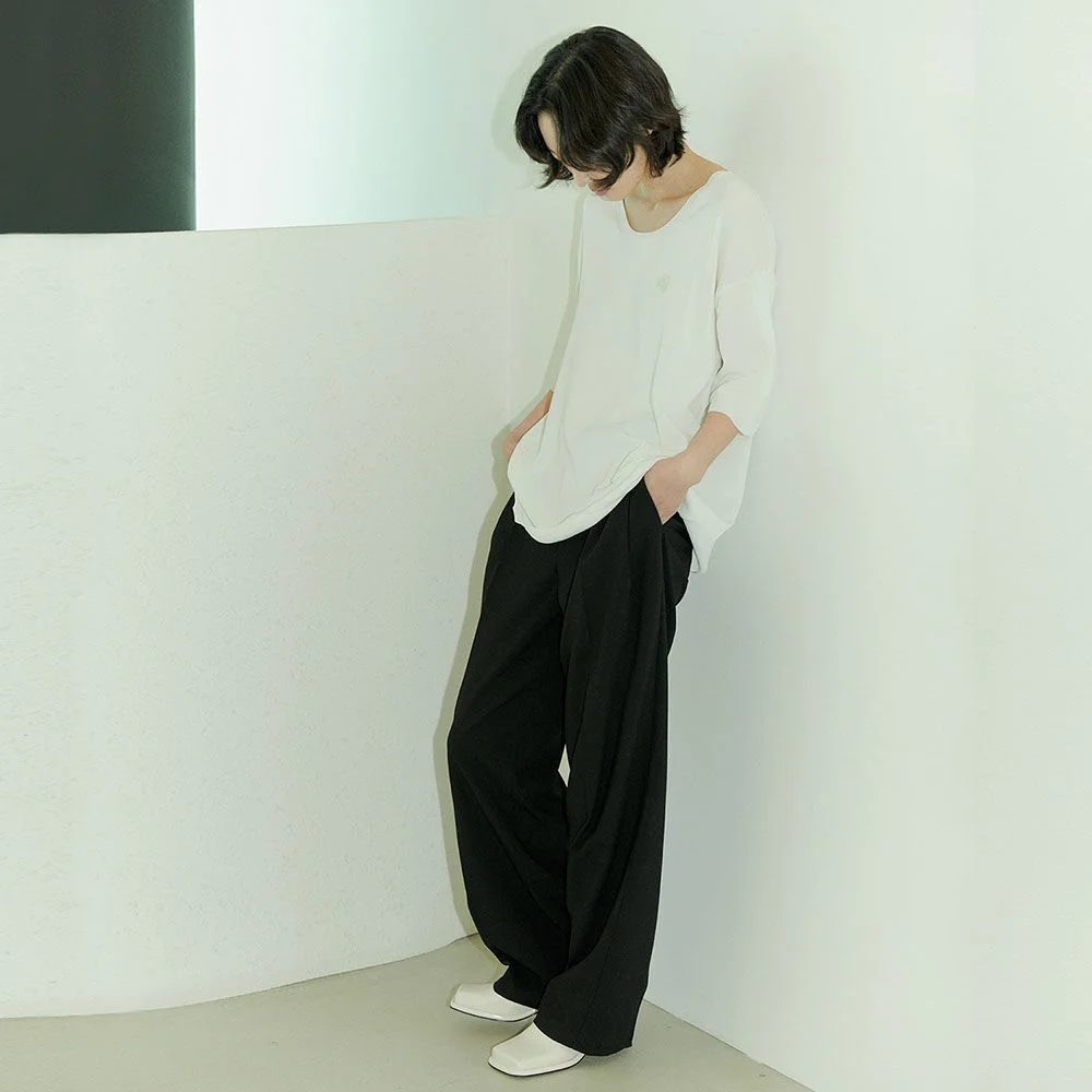 中性 細褶 縫線 寬版 褲子 W - 黑色