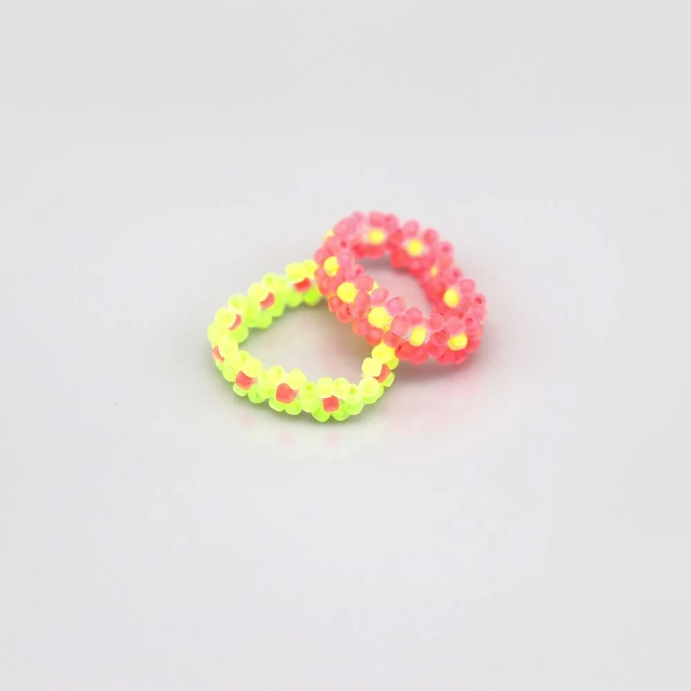 Neon color flower beads Ring 螢光 色 花卉 串珠 戒指