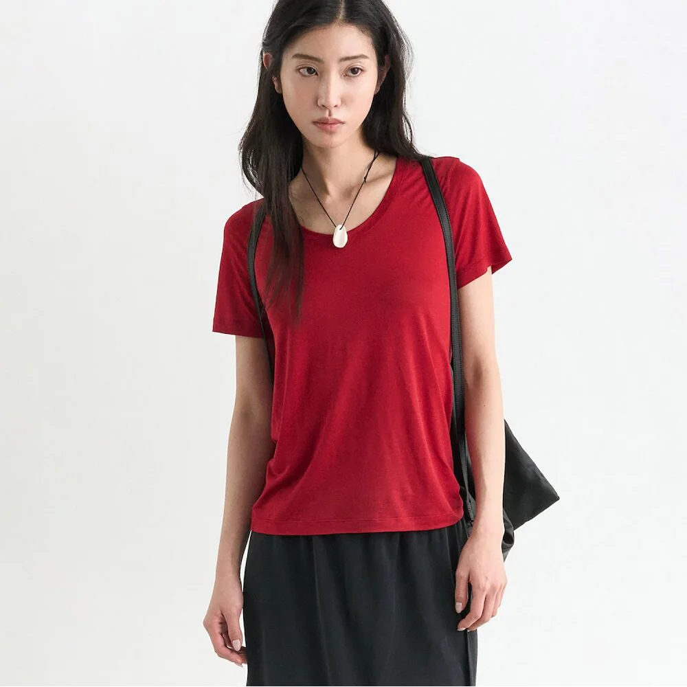 Scoop Neck Short Sleeve TShirt Red (AG6742B026)