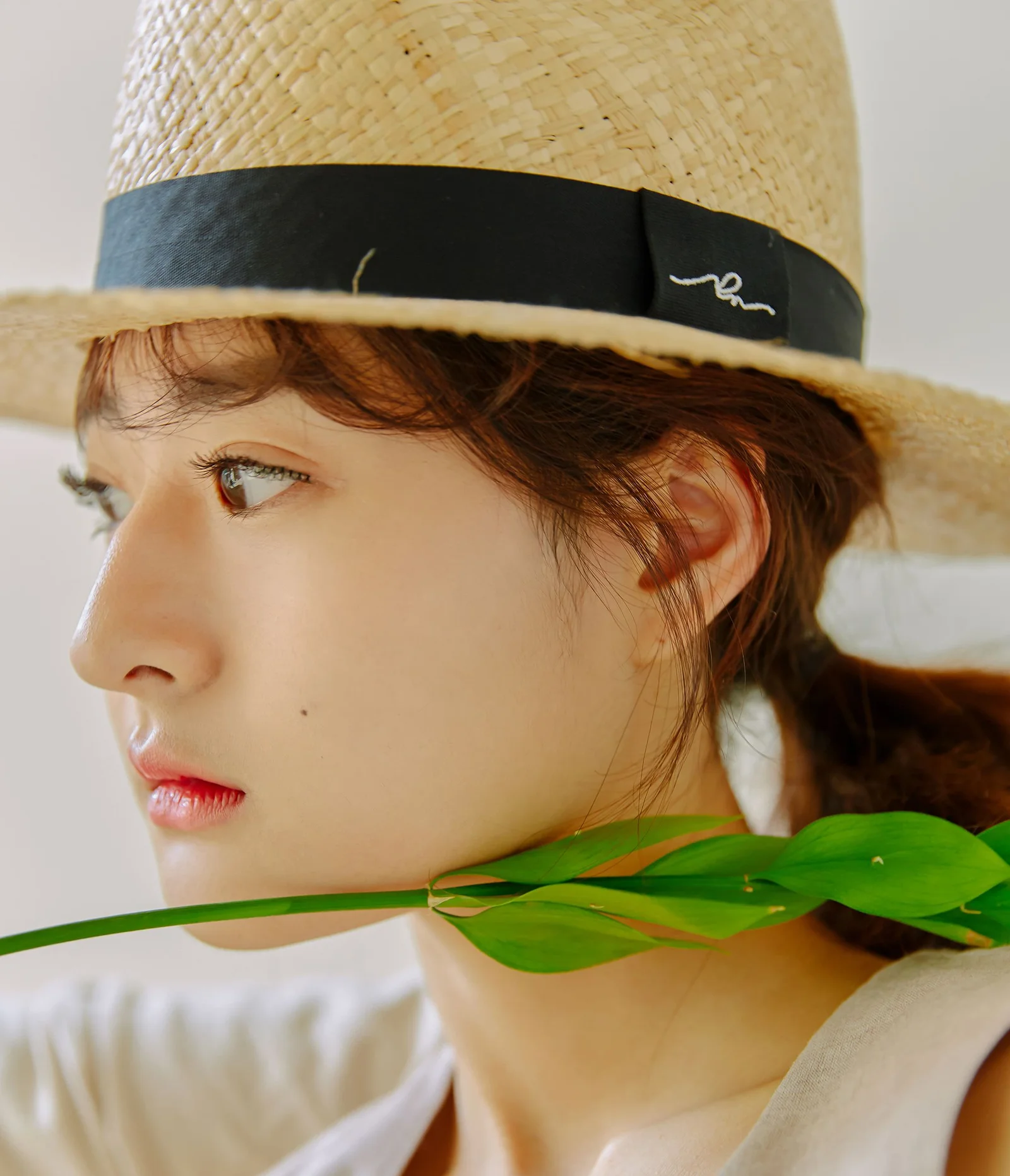SLEEPING PANAMA HAT