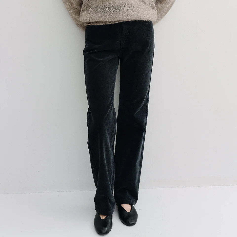 relaxed straight corduroy pants (vintage navy)
