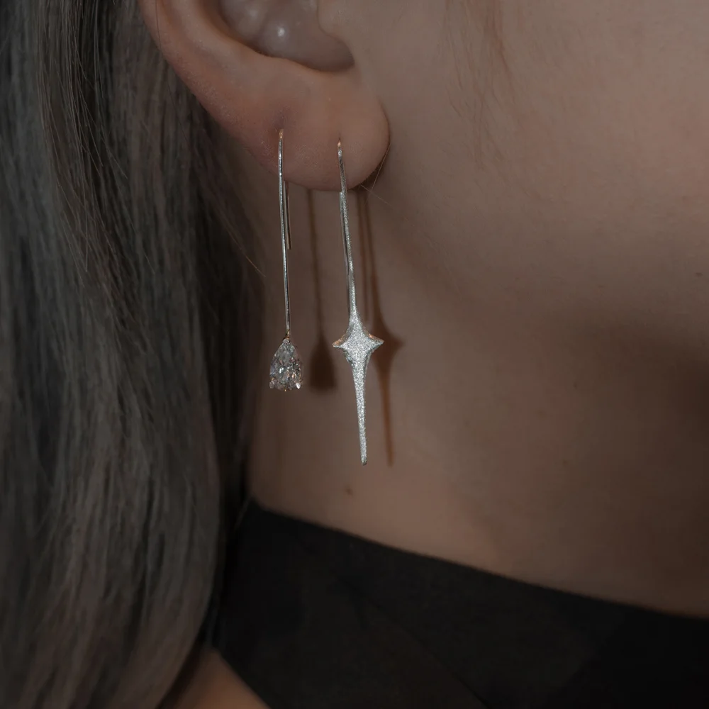 Daisy earrings_unbalance type