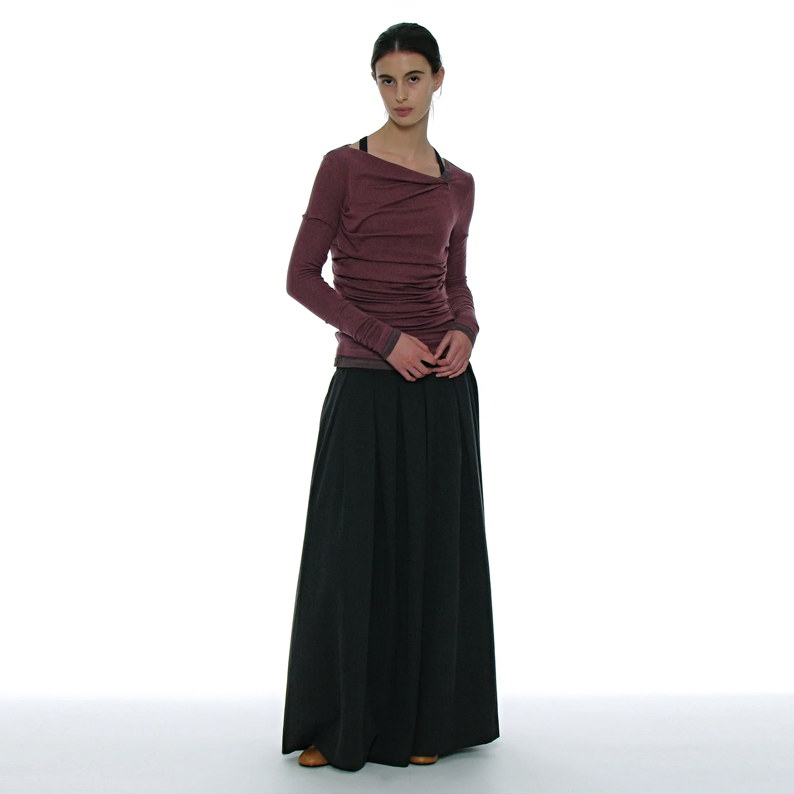 CUT OFF GATHERING PLEATS MAXI SKIRT_CHARCOAL