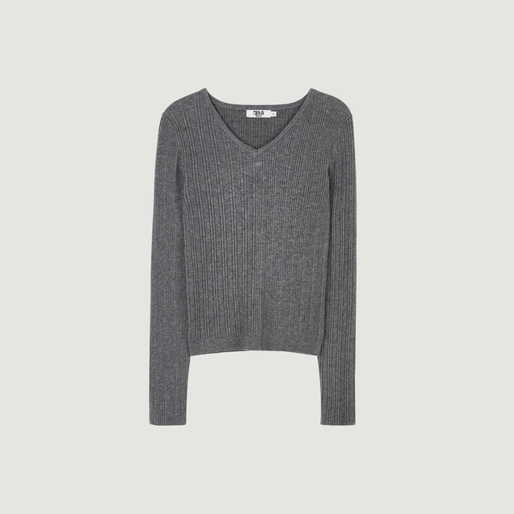 DAVIA V-NECK KNIT (MELANGE GRAY)