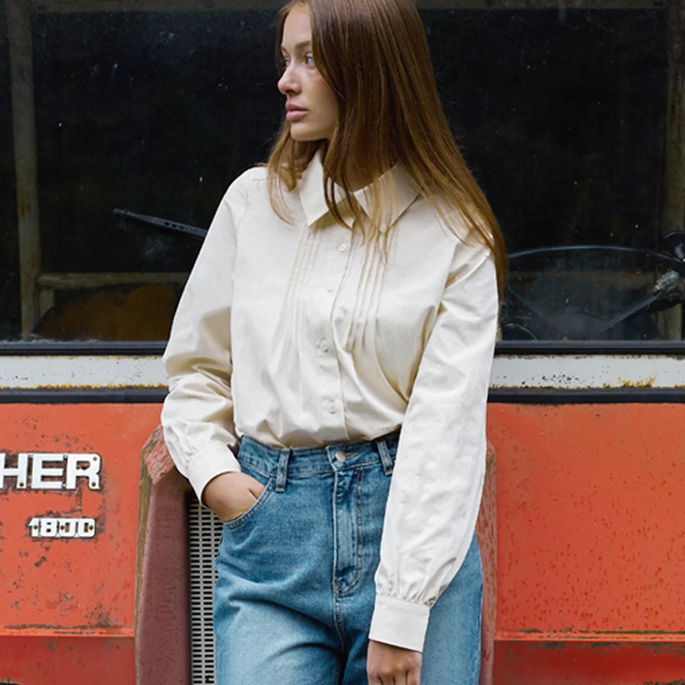 HALVAR PINTUCK BLOUSE (IVORY)