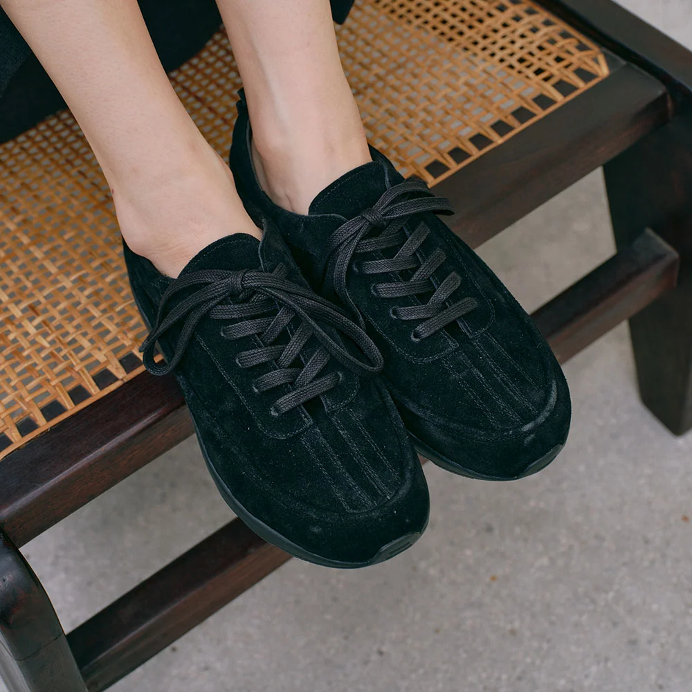 Carlton Suede Sneakers(Black)