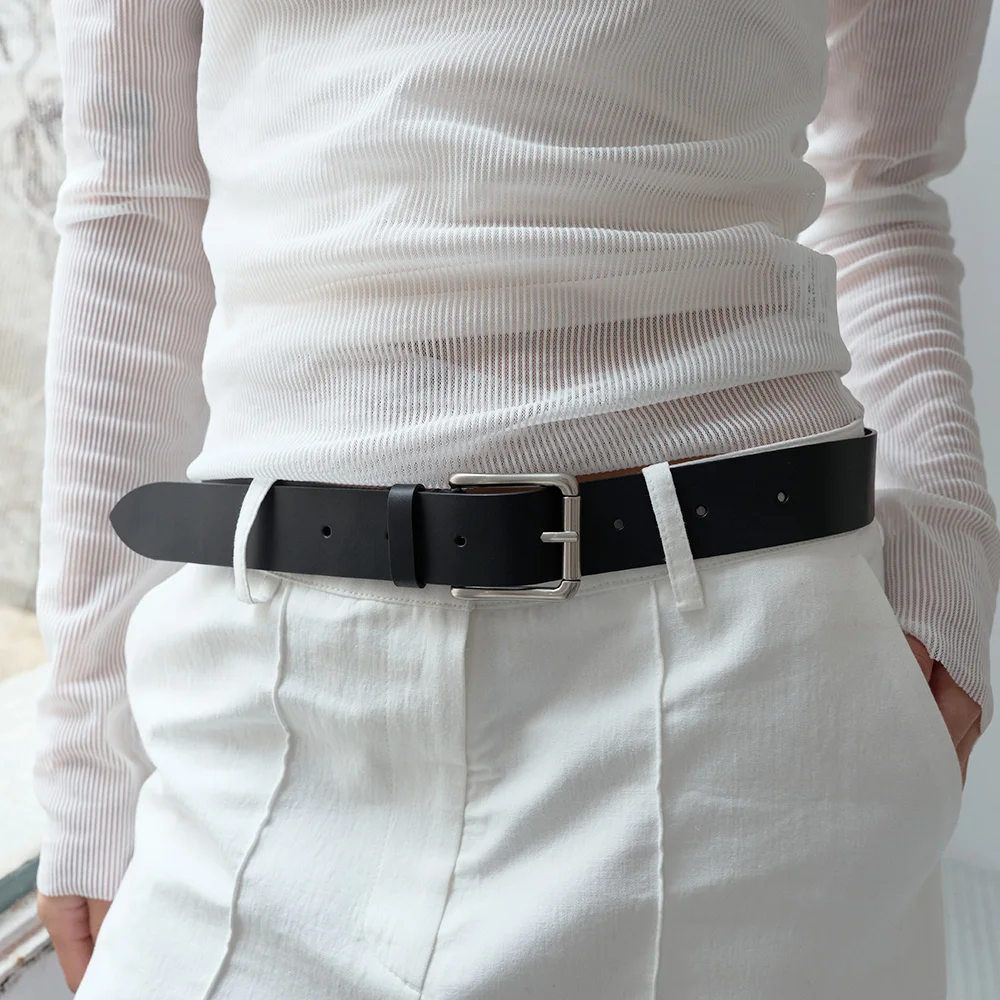 SQUARE LEATHER BELT (SOFT BLACK)