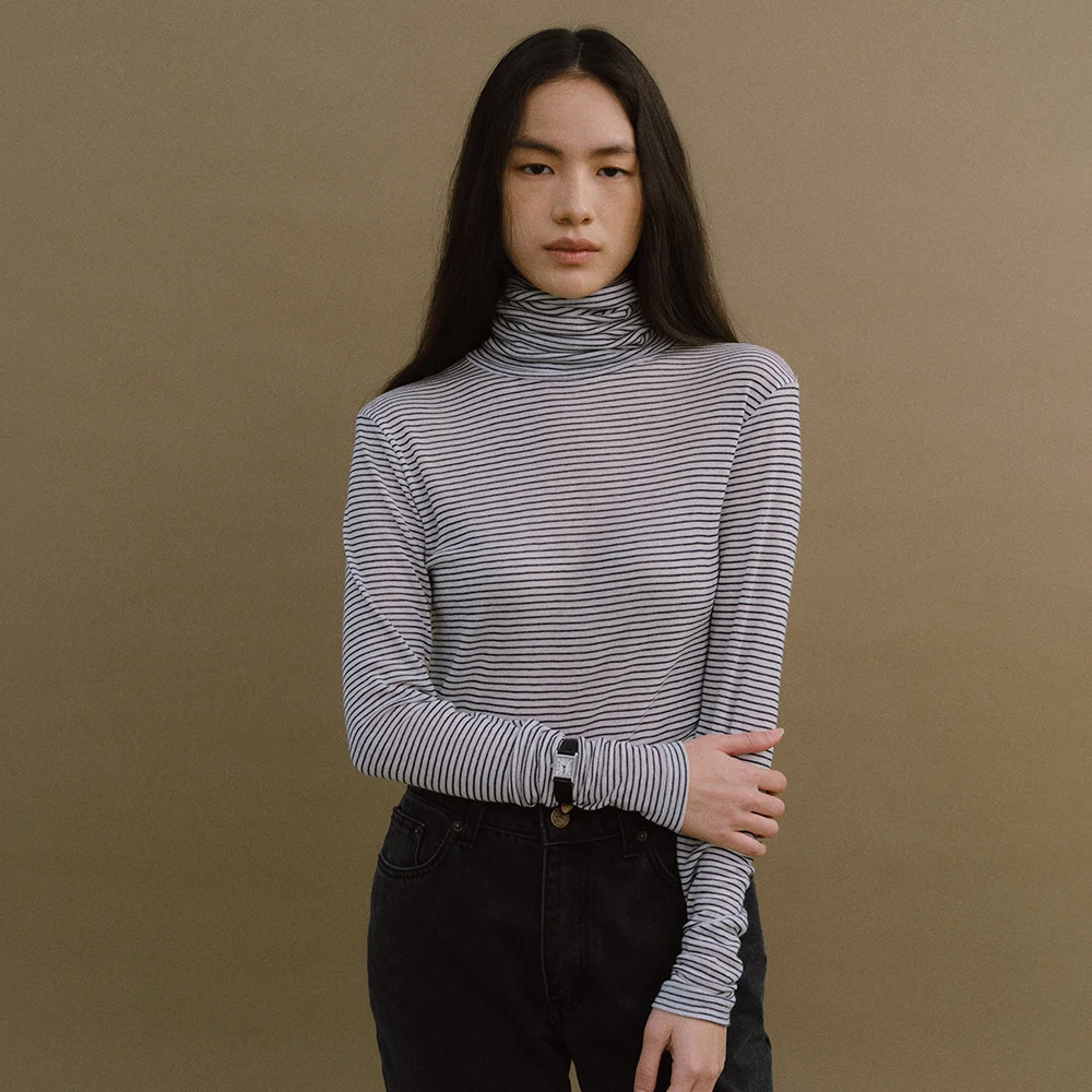 KATE WOOL TURTLE NECK (IVORY)