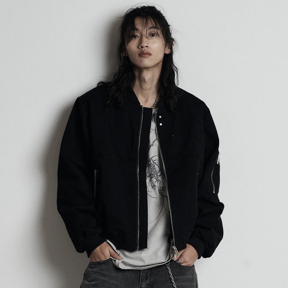 弧形 線條 夾克 黑色
