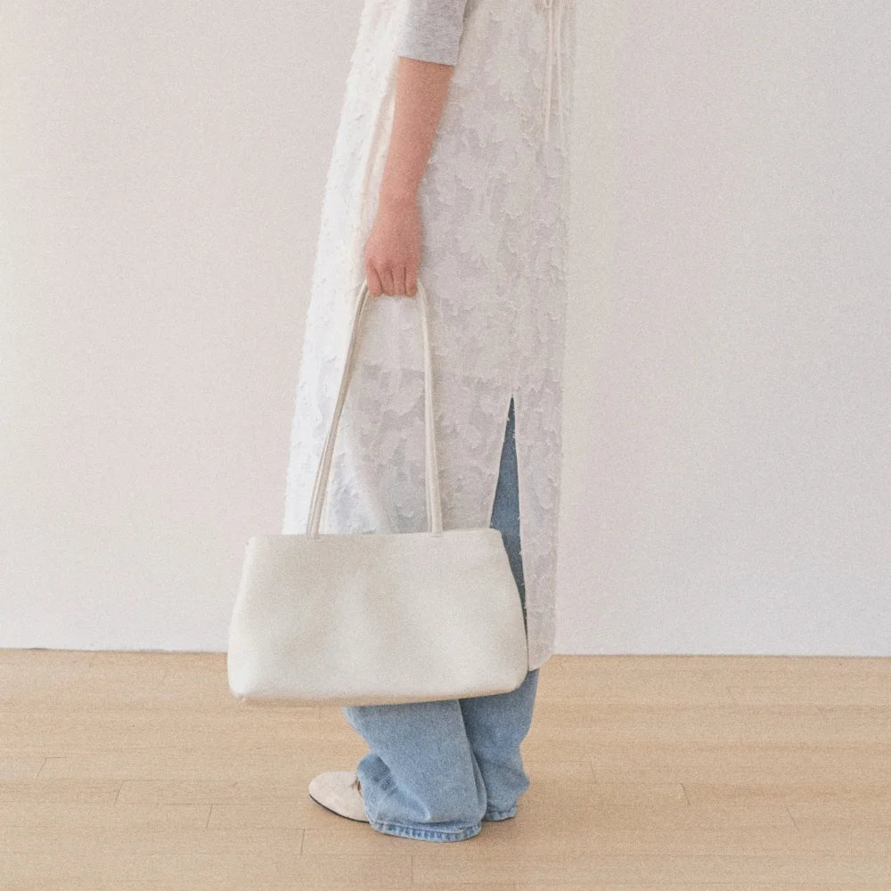 FLAT SQUARE BAG_IVORY