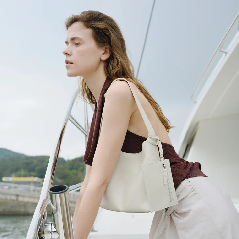 Mini pulpy hobo bag Ivory