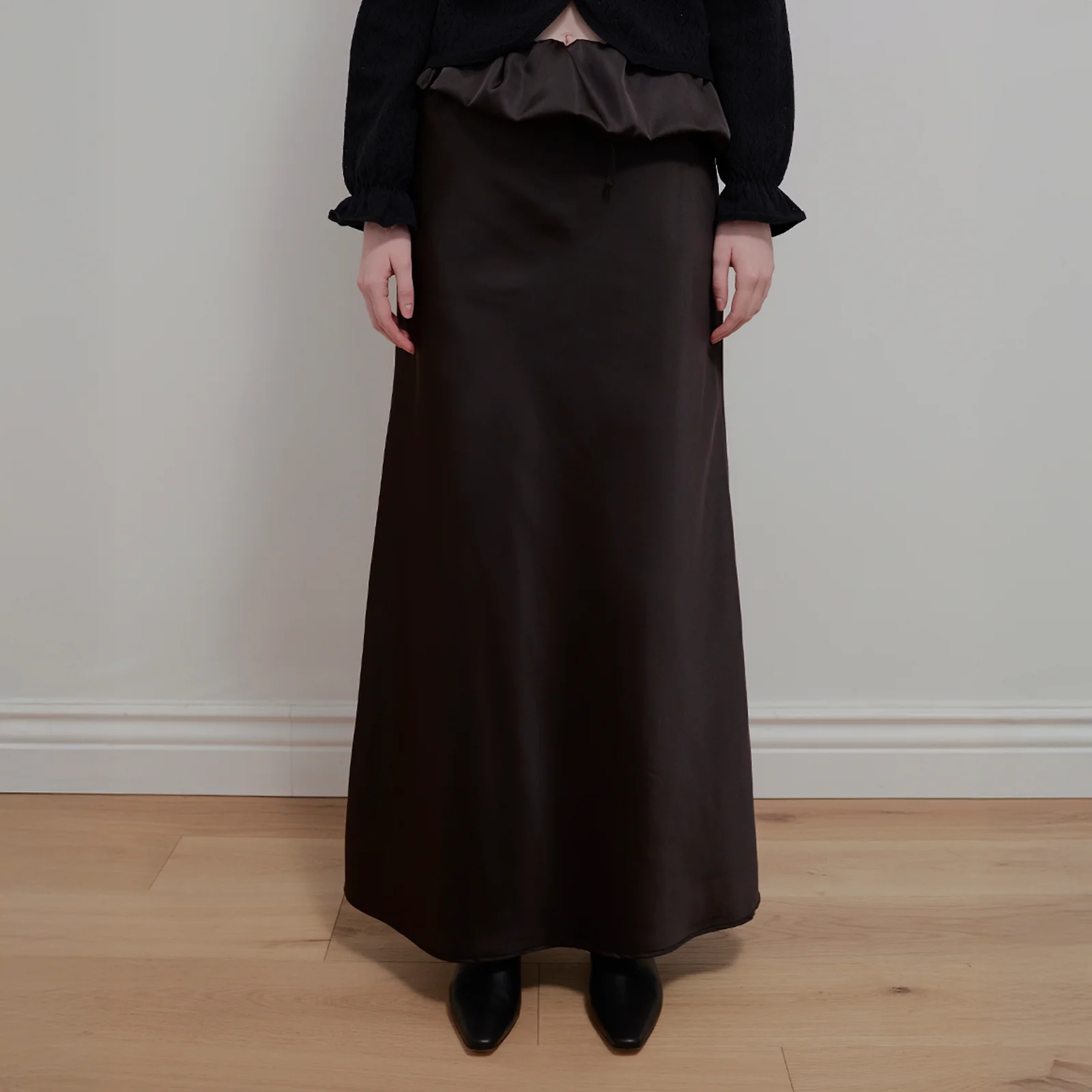BALLOON DETAIL SATIN SKIRT - BLACK