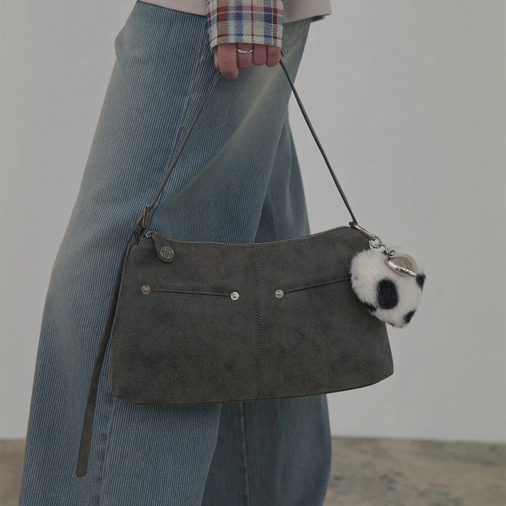 Kai Shoulder in Stone UB5AB090-FI