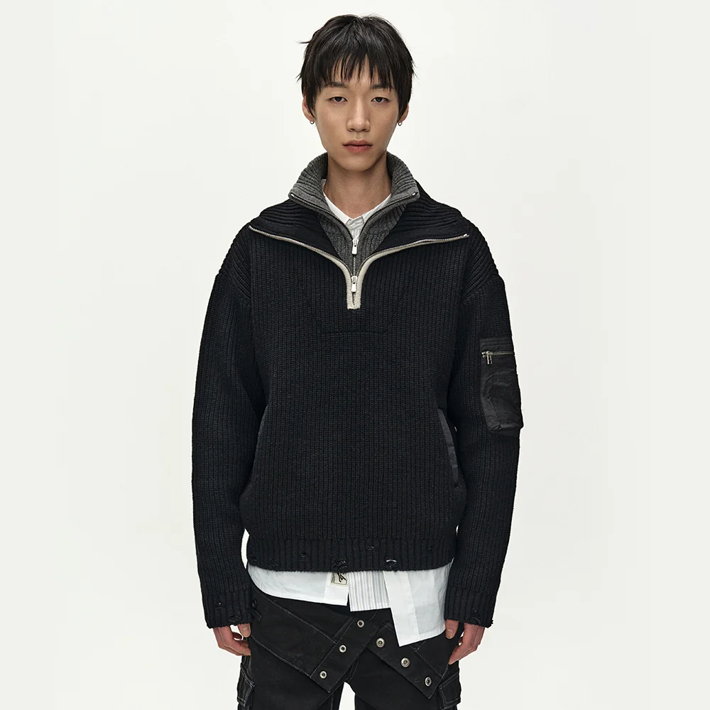 DOUBLE LAYERED QUARTER ZIP-UP SWEATER (BLACK/GREY)