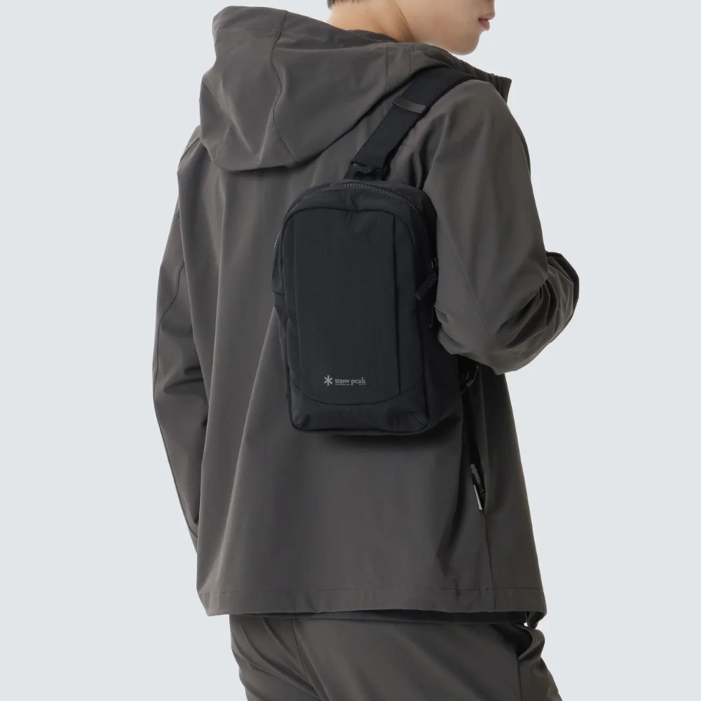 塔斯隆 唇 露跟鞋 6L Black (S26FUFBG73)