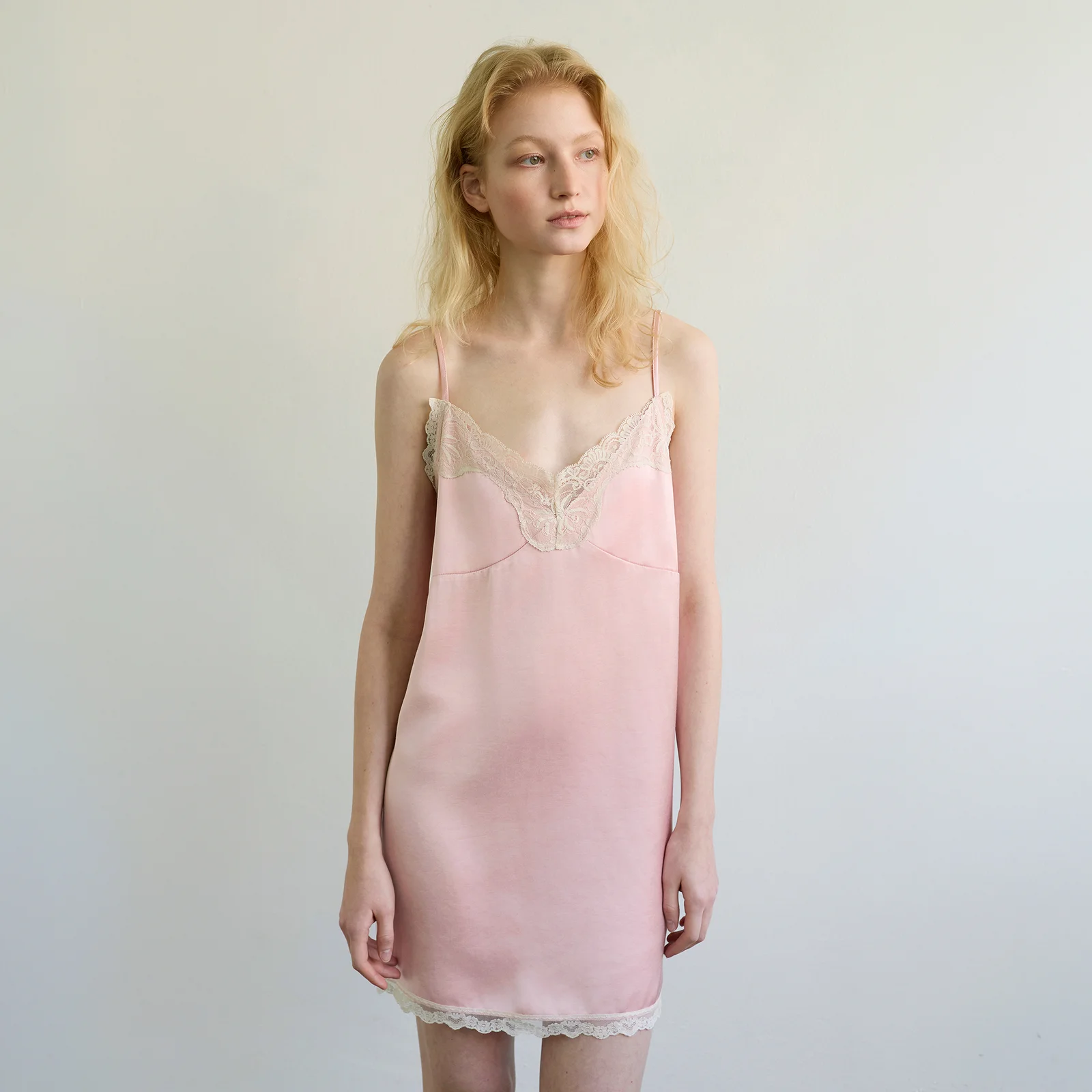 LACE SLIP MINI DRESS - PINK