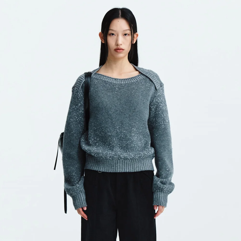 BOAT NECK TWO TONE KNIT PULLOVER IN GREY