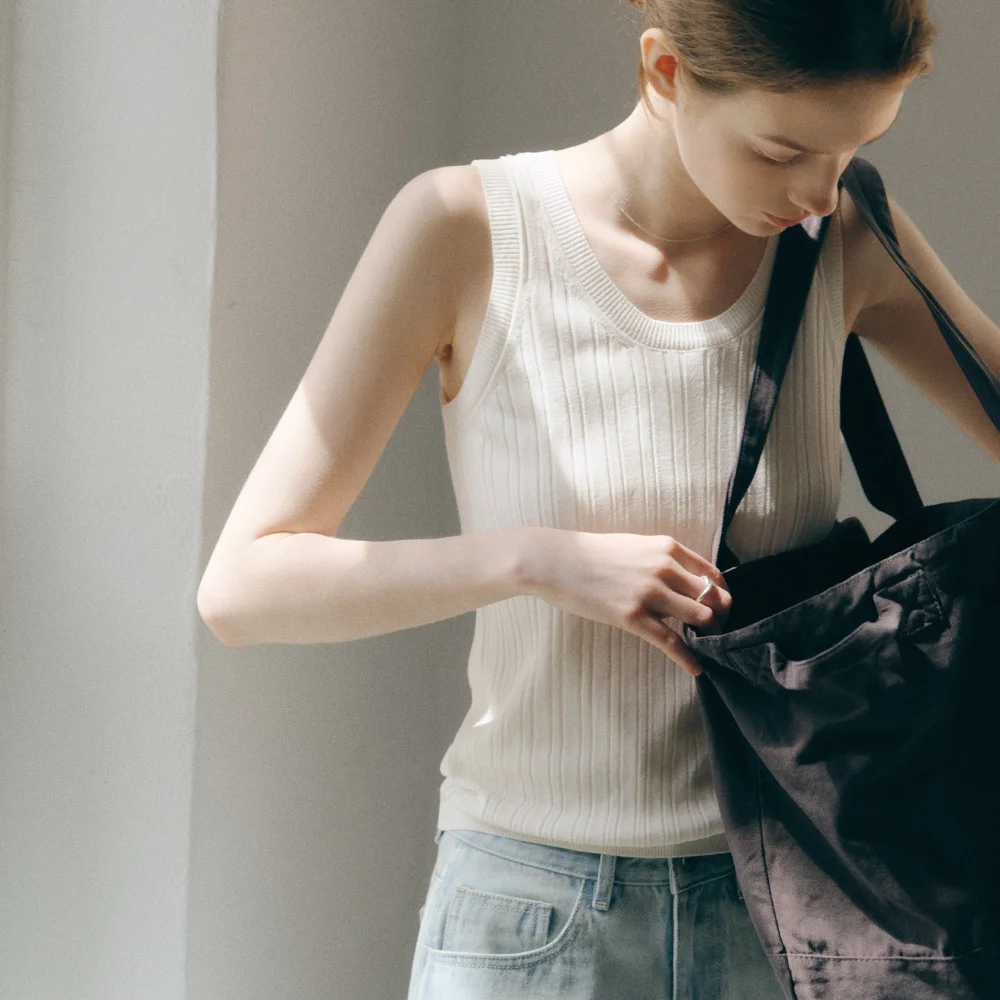 Vea Ribbed Sleeveless (Ivory)