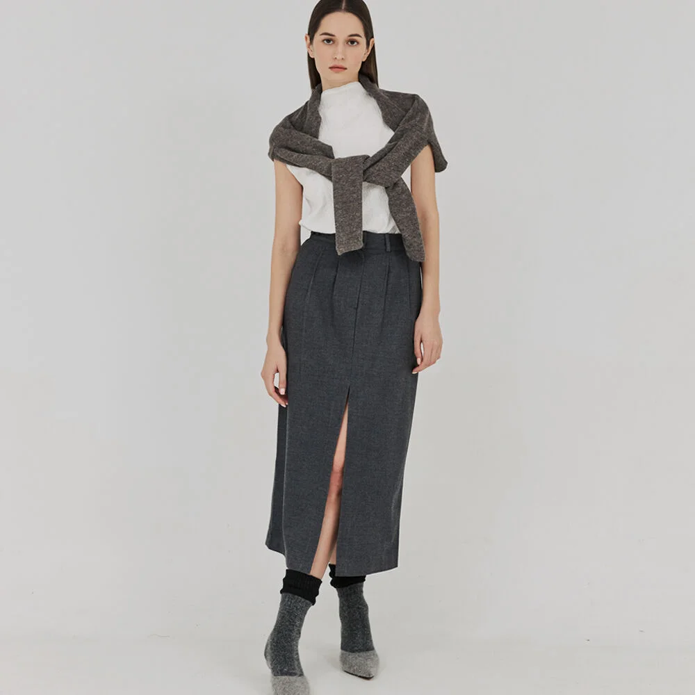 TWO-TUCK BUTTON SLIT LONG SKIRT (GRAY)