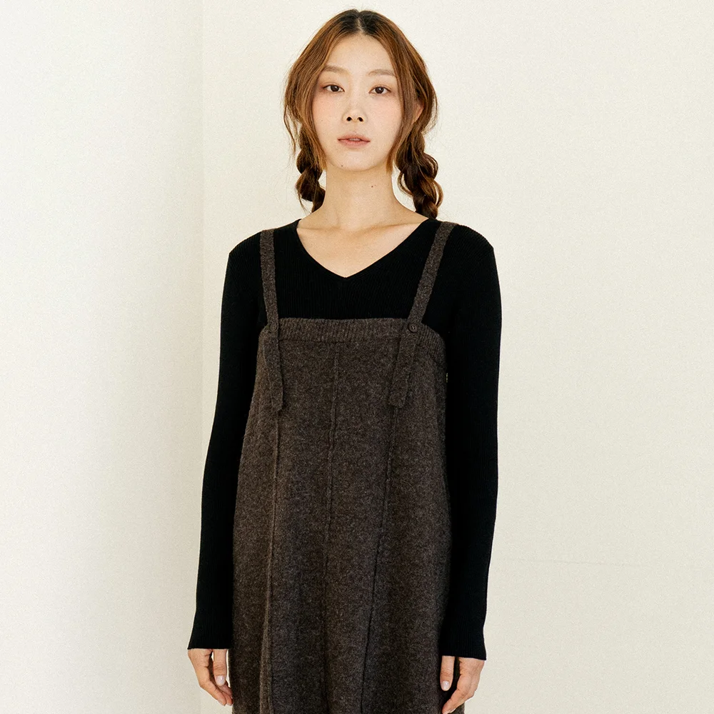 Soft Rib V-Neck Black Knit