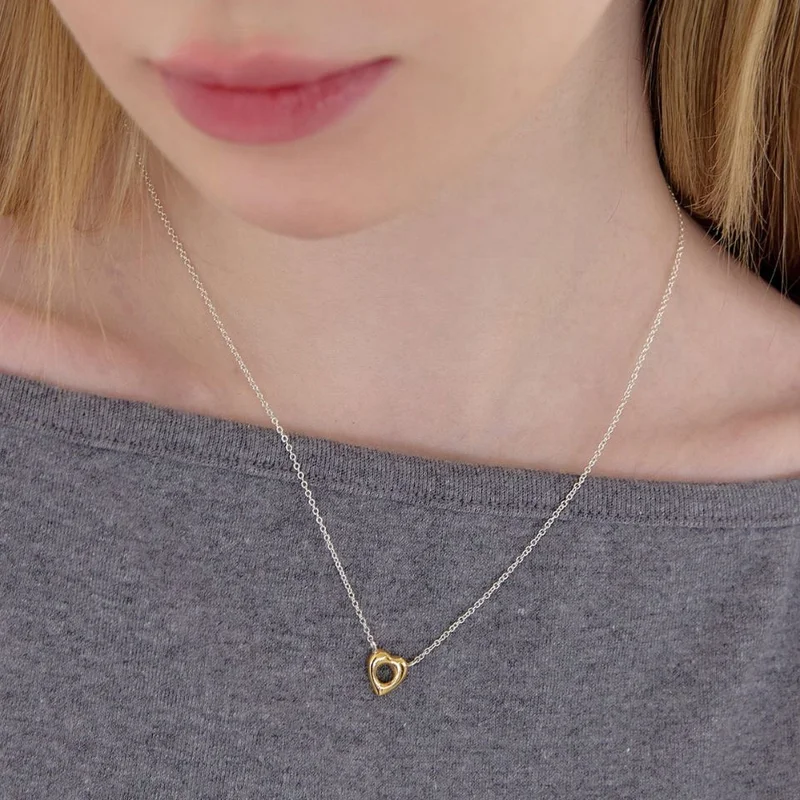 Love hollow necklace_2 Colors