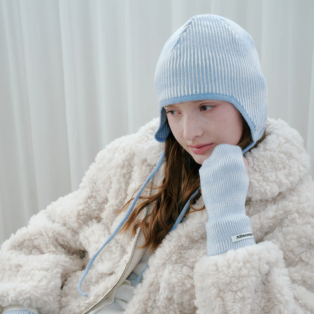 Moire Wave Earflap Beanie (2 Colors)
