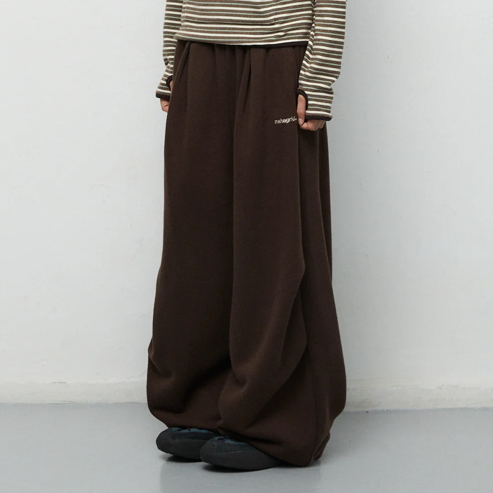 TWO-TUCK WIDE SWEAT PANTS