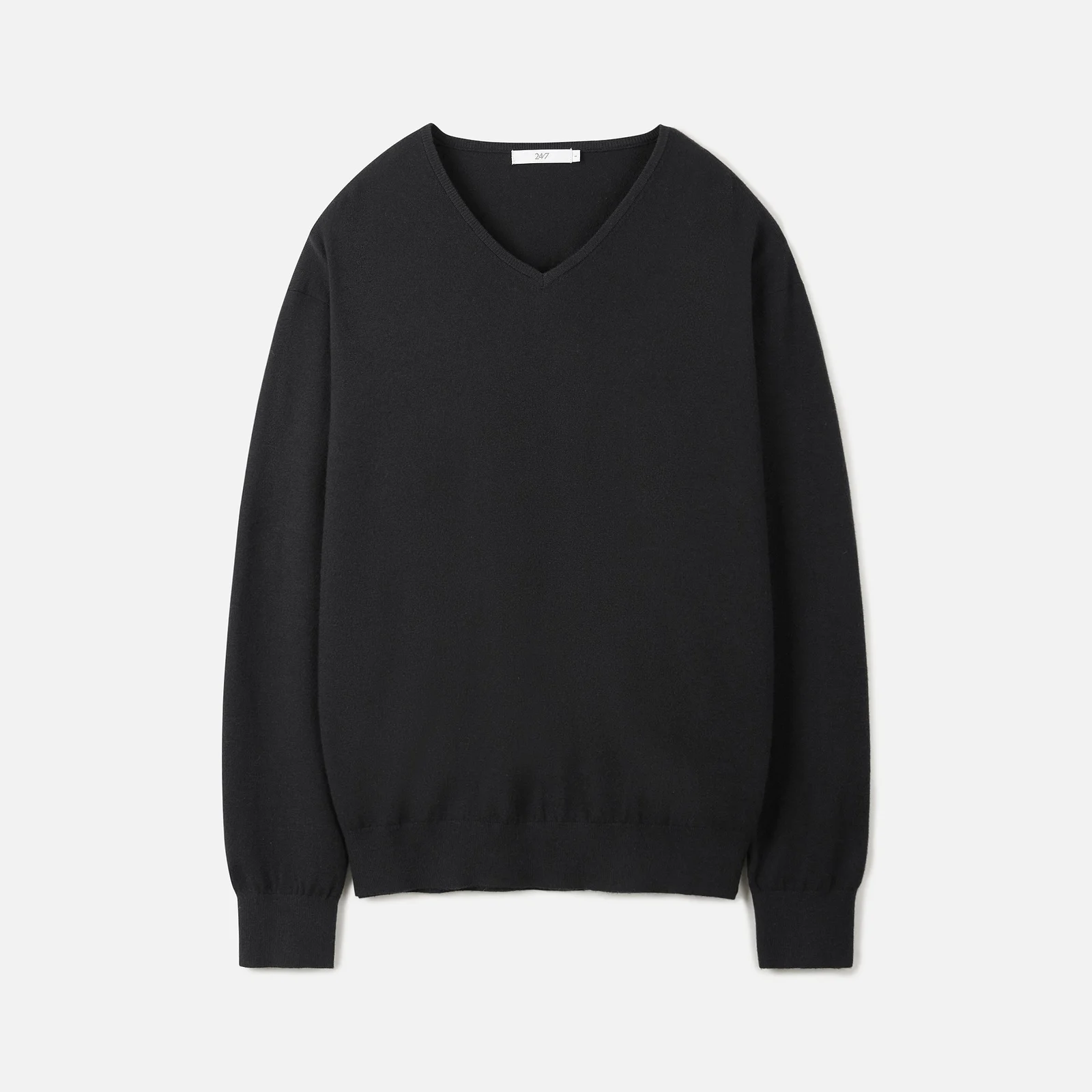 FINE RIBBED V-NECK 12GG KNIT BLACK (247)